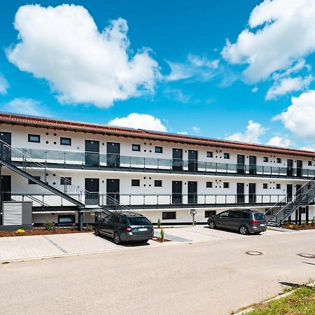 Boardinghouse Kastanienring Aparthotel Reichertshausen Eksteriør bilde